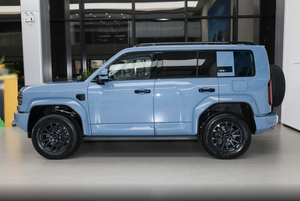 Fórmula Leopard 5 SUV 2025, Nueva Energía, Eléctrico Híbrido Gasolina, Autonomía de 100-160 km, Batería de 50-70 kWh, Motor de 505 kW - Product Image 2