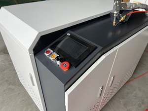 เครื่องเชื่อมเลเซอร์ไฟเบอร์แบบมือถือ ประสิทธิภาพสูง 1500W 2000W 3000W สำหรับเชื่อมสแตนเลส อลูมิเนียม และโลหะอื่นๆ รับผลิตแบบ OEM รุ่นใหม่ - Product Image 1