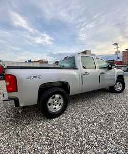 Chevrolet Silverado LT 2011 Usada con Todas las Opciones - Product Image 3
