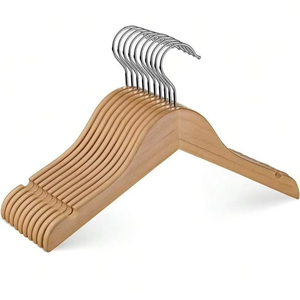 ESTILOS HECHO A MANO MEJOR Estilo boutique de alta calidad Percha de madera de loto de grado con muescas con percha de traje de barra - Product Image 1