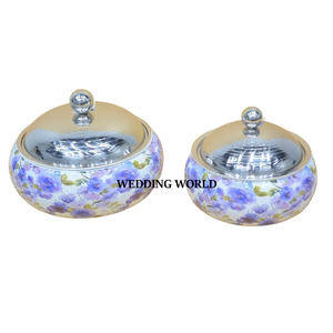 Juego de Dos Ollas Calientes de Metal con Diseño de Flores Adhesivas, Cacerola de Diseño, Calentador de Comida de Metal de Primera Calidad - Product Image 1