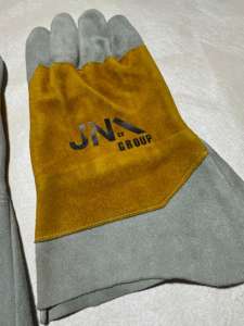 Gants de soudage industriels Tig en cuir résistant à la chaleur avec logo personnalisé Gants longs en cuir de travail pour four de cuisine BBQ Grill - Product Image 4