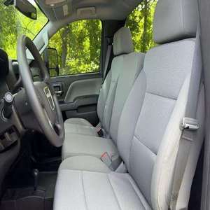 GMC Sierra 2500HD 4X4 2020 IMPECABLE, con Volante a la Izquierda, Emisiones EURO IV, LISTO PARA ENVIAR - Product Image 2