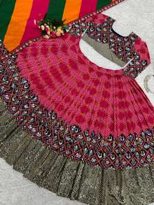 El último diseñador de algodón puro impreso bordado trabajo Lehenga Choli por FabZone - Product Image 4