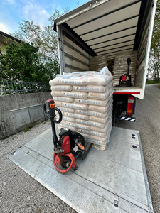 Fabricant de granulés de bois de qualité supérieure A1 A2 à vendre, granulés de bois de pin 6mm-8mm, sacs de 15KG, prix européens, livraison bon marché dans le monde entier - Product Image 6