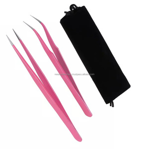 Pinces à épiler professionnelles pour extensions de cils en acier inoxydable rose de qualité supérieure avec pointe fine et embouts en fibre, ne glissent jamais - Product Image 1