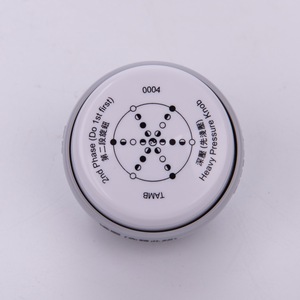 เครื่องนวดกดจุดข้อมือด้วยมือสำหรับการบำรุงรักษาสุขภาพของศีรษะและมือด้วยผลิตภัณฑ์นวดด้วยความร้อน - Product Image 2