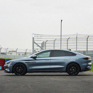 Vehículo Eléctrico Puro 2025, Sedán de 5 Plazas con Tracción en las Cuatro Ruedas, Vehículo de Nueva Energía de Largo Alcance, Automático, con Modo 4x4 para Exportación - Product Image 4