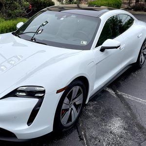 2022 para Porsche Taycan 2.000 Sedan Mile AWD Paquete Premium Mayormente sin modificar Luz izquierda automática de cuero de litio - Product Image 1