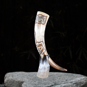 Vente chaude Personnalisé Style Animal Fabriqué À La Main Vintage Viking Corne À Boire Tasse Artisanat Naturel avec Technique Polie - Product Image 2