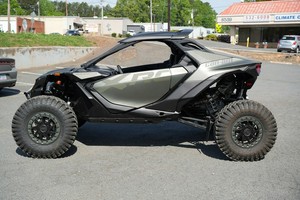 CAN-AM Maverick R XRC 2026 avec Smart Shox - Product Image 3