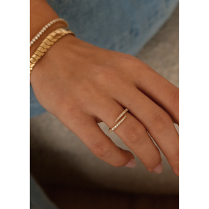 แหวนซิลวี่ชุบทอง 18K แบบปรับได้ ประดับเพชรทรงเลข ดีไซน์วงแหวนเปิด - Product Image 3