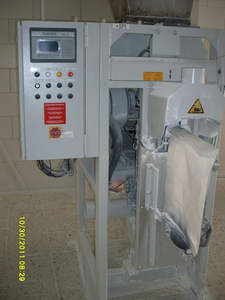 Poudre de carbonate de calcium revêtue de qualité 40TM 12 microns pour plastique Application carbonate de calcium broyé Caco3 - Product Image 6