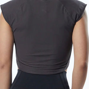 Camiseta corta para mujer con un elegante costillas de punto de color sólido sin mangas que abrazan el cuerpo y son un diseño básico casual de verano - Product Image 6