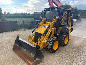 Chargeuse compacte JCB 1CX 4x4 avec capacité de charge nominale de 9 tonnes, pelle rétrocaveuse JCB 1CX - Product Image 5