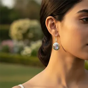 Boucles d'oreilles en argent 925 pour femmes avec pierre de lune et plaqué or, design géométrique en or rose, pierre principale en diamant pour les mariages et les fêtes - Product Image 1