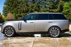 BEST-SELLER 2024 RANGE ROVER P530 AUTOBIOGRAPHY LWB 523-HP TWIN-TURBO V8, AWD - Product Image 4
