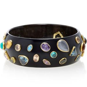 Brazalete de Cuerno Tallado GOD GRACE CRAFT, Ligero, Ecológico, Duradero y Personalizable con Logotipo Personalizado para Uso Diario y Regalos - Product Image 1