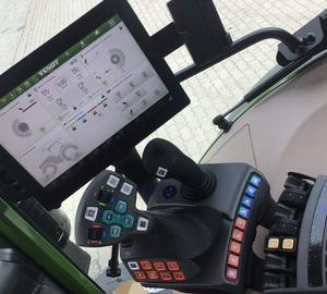 รถแทรกเตอร์ฟาร์มเฟนด์ท 211 วาโร่ 180 แรงม้า ขับเคลื่อน 4 ล้อ รุ่นใหม่ พร้อมเกียร์บ็อกซ์และปั๊ม - Product Image 4