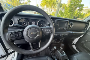 LISTO PARA CONDUCIR - USADO, VOLANTE A LA IZQUIERDA |   CONDUCCIÓN DERECHA |   JEEPPP WRANGLERRR SPORT 2019 - Product Image 4