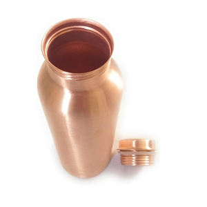 Excellente bouteille d'eau en cuivre bouteille en cuivre écologique sport ayurveda avantage bouteille d'eau martelée 100% pur sain - Product Image 2