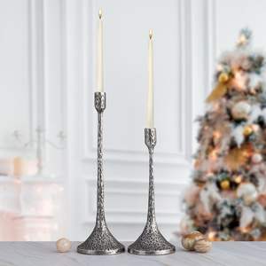 Support à bougie artisanal en aluminium, fabriqué à la main, décoration d'intérieur en provenance d'Inde - Product Image 1