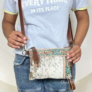 Bolso de Hombro Mini de Cuero Repujado Floral de Lujo, MOQ Bajo, Cuero Vacuno Genuino, Ligero, Bolso de Mano con Correa para Mujer - Product Image 1