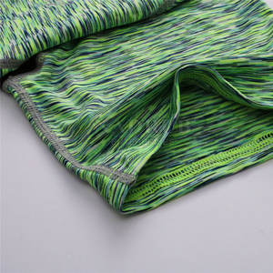 Las mejores camisetas de gimnasio para hombres, tamaño personalizado, patrón sólido transpirable en stock, hecho de poliéster/algodón de alta calidad - Product Image 4