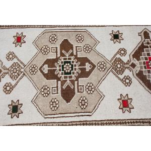 Vintage Turkish <b>Runner</b> <b>Rug</b> 3.2x10.4 ft, White Brown Floral Wool <b>Rug</b> - Product Image 4