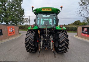 รถแทรกเตอร์ Deutz-Fahr 120 แรงม้า ขับเคลื่อน 4 ล้อ พร้อมระบบเกียร์และกระปุกเกียร์ ประหยัดพลังงาน รับประกัน 2 ปี สำหรับใช้งานในฟาร์ม - Product Image 6