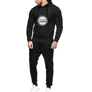 Ensemble de survêtement streetwear 2 pièces personnalisé avec logo, en coton décontracté, pour homme, avec cordon de serrage, idéal pour le sport - Product Image 6