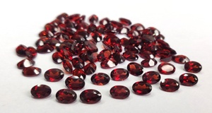 Granate Rojo Natural Oval 4x6mm Facetado-Granate Suelto Calidad Superior - Product Image 2