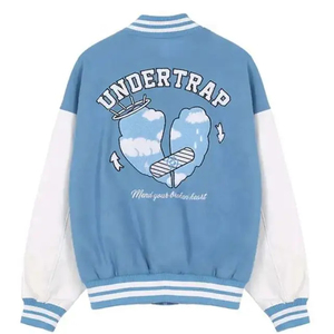 Chaqueta de Moda Verde para Hombre, Estilo Puffer, con Parches, Bordada, Estilo Béisbol, Varsity, Bomber, Ronpex International, 100% Lana - Product Image 2