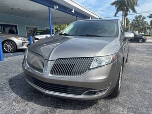 Voiture d'occasion Lincoln MKT EcoBoost 2015 à bas prix à vendre - Product Image 1