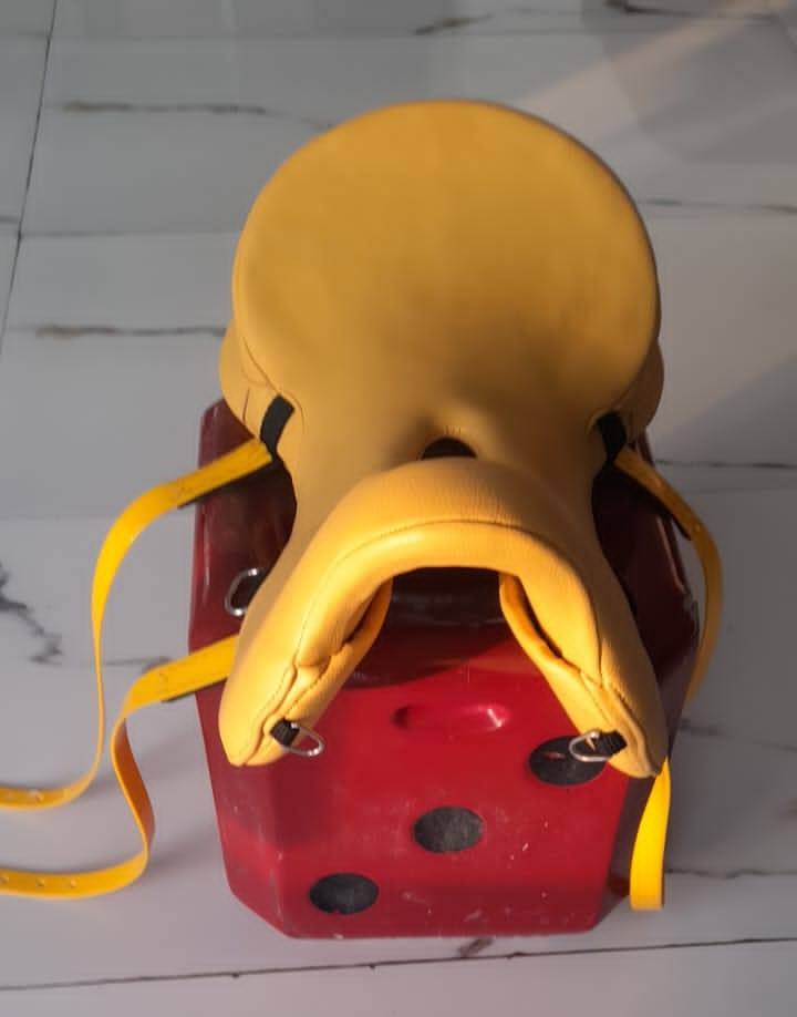 สีเหลือง