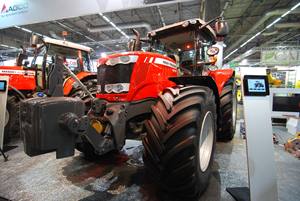 Tractor Agrícola Massey Ferguson 6600 de 100 CV con Tracción en las 4 Ruedas, Bomba de Transmisión por Engranajes y Caja de Cambios - Maquinaria Agrícola en Venta en el Reino Unido - Product Image 5