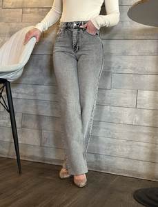 Jeans de Mezclilla para Mujer, de Alta Calidad, Cómodos, Tejido Transpirable, Cintura Media, Estilo Casual, Disponibles al por Mayor - Product Image 3