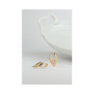 Vente en gros Del Pia Srl Boucles d'oreilles créoles de luxe pour femmes, style vague, polies, jaunes, 15x20mm, plaqué or 18K sur argent 925 - Product Image 3