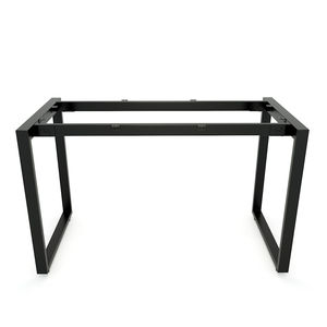 Escritorio para Juegos GD68008 de Madera de Caucho de 120x70cm con Revestimiento de PU Negro y Patas de Hierro, Requiere Ensamblaje - Product Image 5