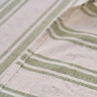 Nappe à volants rayée vert sauge en coton et lin, style rustique pour salle à manger et cuisine