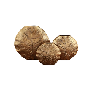 Ensemble de vases à fleurs en métal les plus vendus Vase à fleurs coulé couleur or Pot de fleurs moderne à prix raisonnable Taille personnalisée - Product Image 1