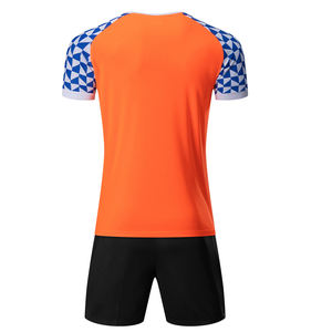 Conjunto de camiseta y pantalones cortos de equipo de fútbol para niños de secado rápido Ropa de fútbol para niños Uniforme de equipo en colores del club - Product Image 3