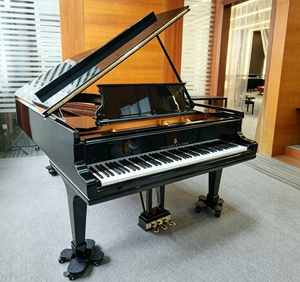 STEINWAY & Sons B211 Classic Style Of USA Manufactured Grand <b>Piano</b> <b>88</b> <b>Keys</b> Classic Style Professional Weighted <b>Keys</b> 121482 - Product Image 1