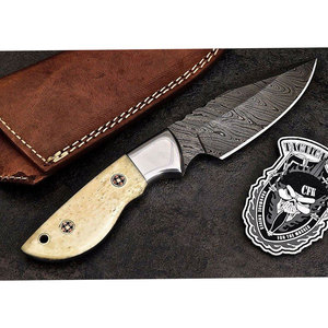 Couteau de chasse Skinner en acier Damas de haute qualité personnalisable Couteau de camping en plein air fait à la main avec manche en bois Support OEM - Product Image 3