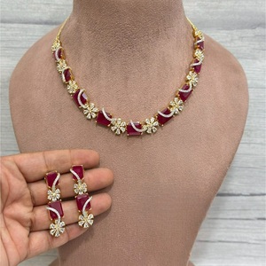Collier de meilleure qualité à deux tons plaqué or avec pierres CZ Ensemble de boucles d'oreilles Collection de bijoux pour femmes pour les fêtes de mariage - Product Image 1