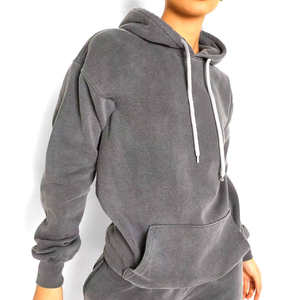 Sudadera de Invierno para Mujer de Alta Calidad, Tejido de Punto Estampado Lavado al Ácido, Anti-Pilling, Transpirable, con Logotipo Frontal y Bolsillos - Product Image 2