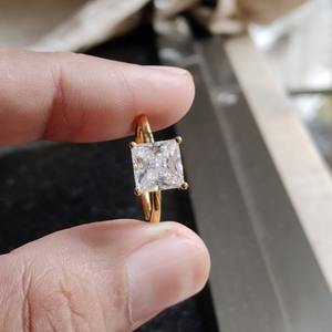 เพชรแล็บขายส่ง 1 กะรัต ทรงปรินเซส 3EX คัท VVS ใบรับรอง IGI เพชรเพาะเลี้ยงในห้องปฏิบัติการด้วยวิธี HPHT - Product Image 3