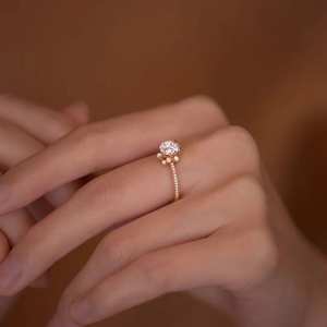 Anillo de Compromiso Romántico de Oro Sólido de 14K con Diamante Cultivado en Laboratorio de 1.02Ct, Corte en Racimo, Diseño Único, Joyería Fina al por Mayor - Product Image 6