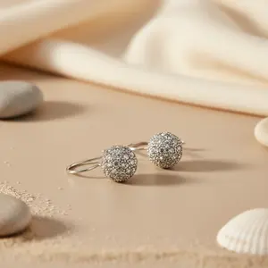 Pendientes de Bola de Cristal Plateado Deslumbrantes para Mujer, Elegante Accesorio de Joyería - Product Image 3