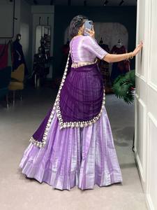 Tussar Silk Lehenga Choli pour les fêtes et les mariages tenue traditionnelle pour Garba demoiselle d'honneur Lehenga Saree - Product Image 5